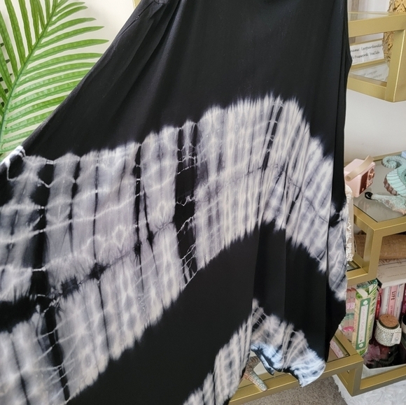 Vestique Black and White Tye Dye High Low Midi Dress Size Small - Picture 4 of 5